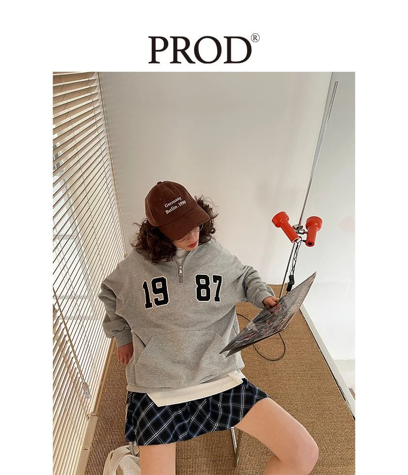 Classic 1987 Sweatshirt - Image 7
