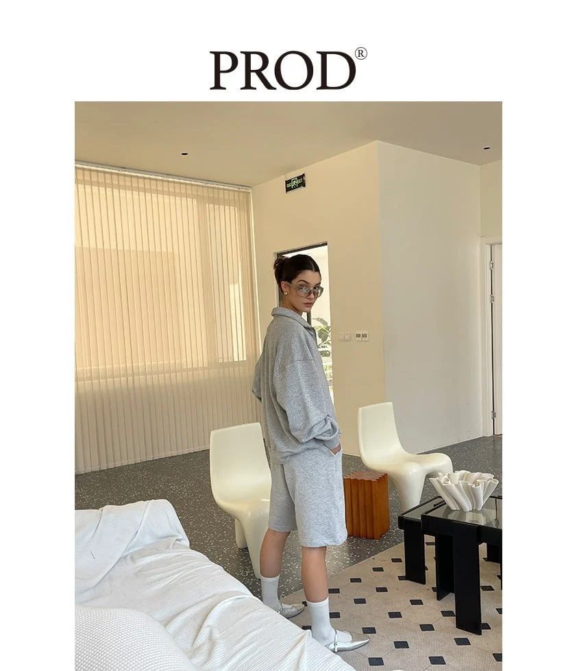 Loose Fit Cgh Quarter Zip Sweatshirt & Short Set / Gray - Image 2