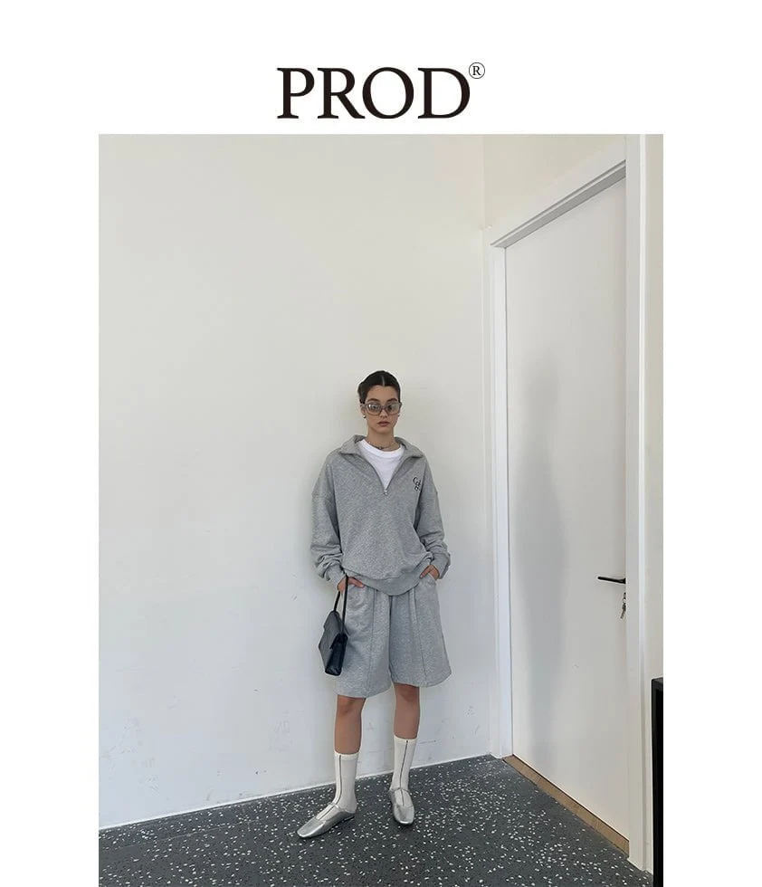 Loose Fit Cgh Quarter Zip Sweatshirt & Short Set / Gray - Image 4