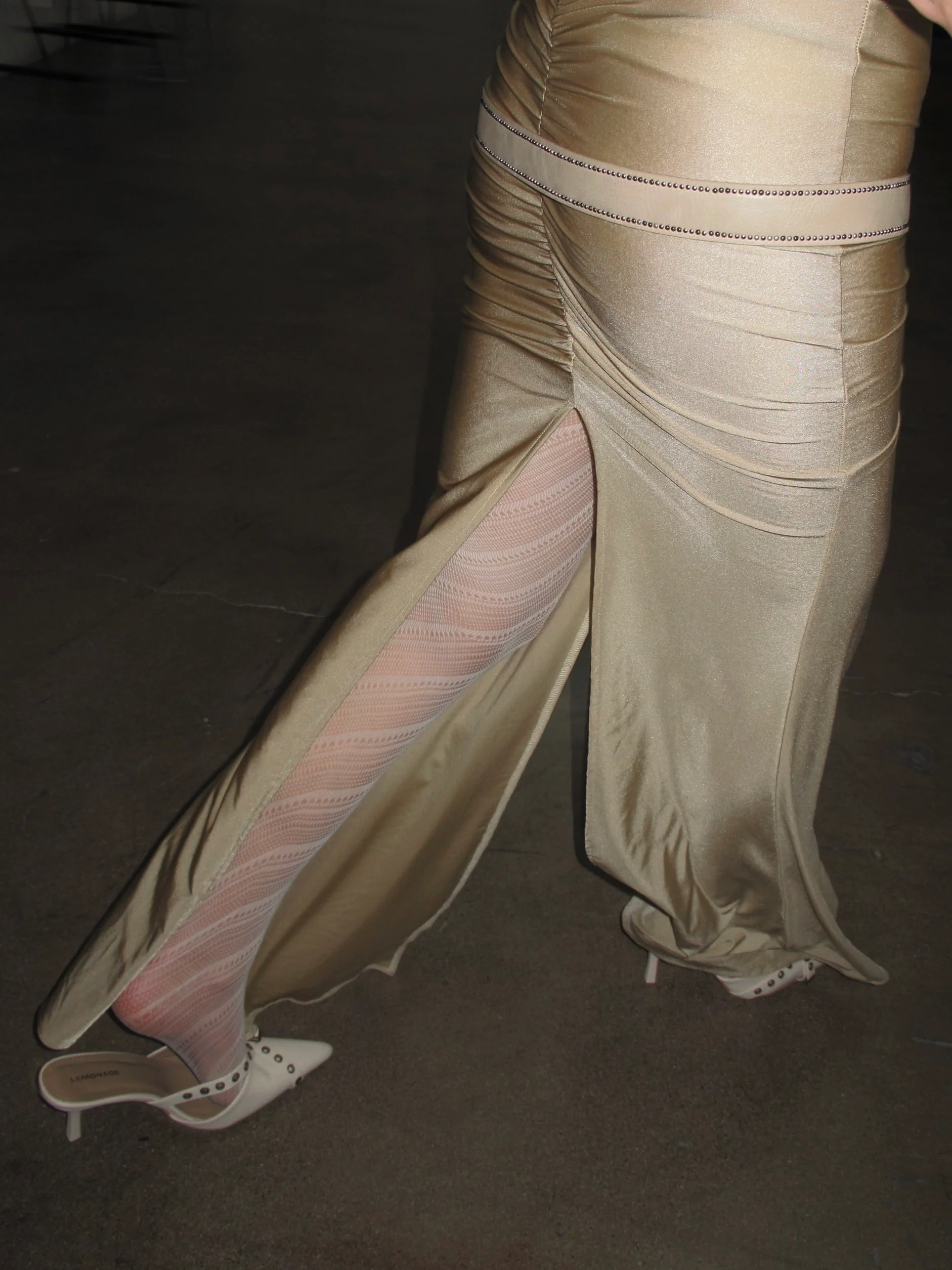 Diagonal Knit Tights - Image 4
