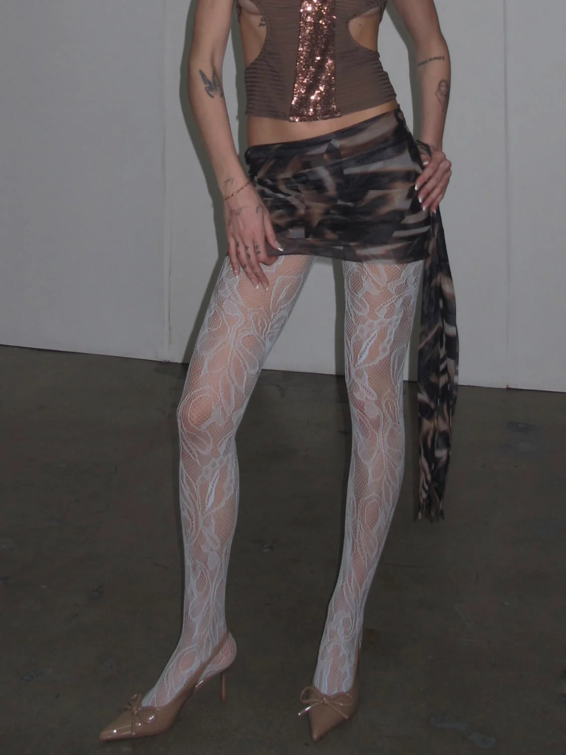 Floral Lace Tights - Image 2