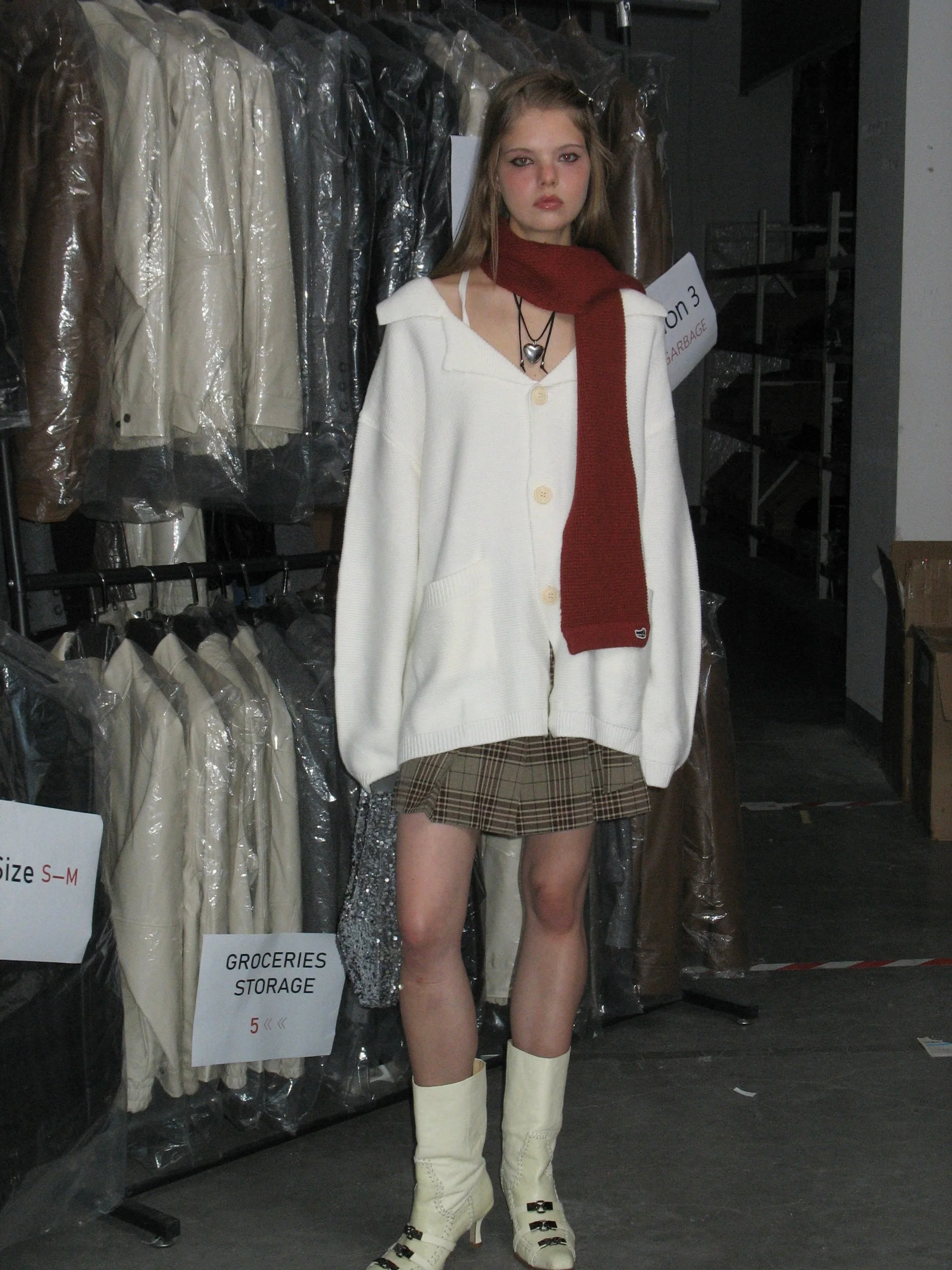 Red Knit Scarf - Image 8