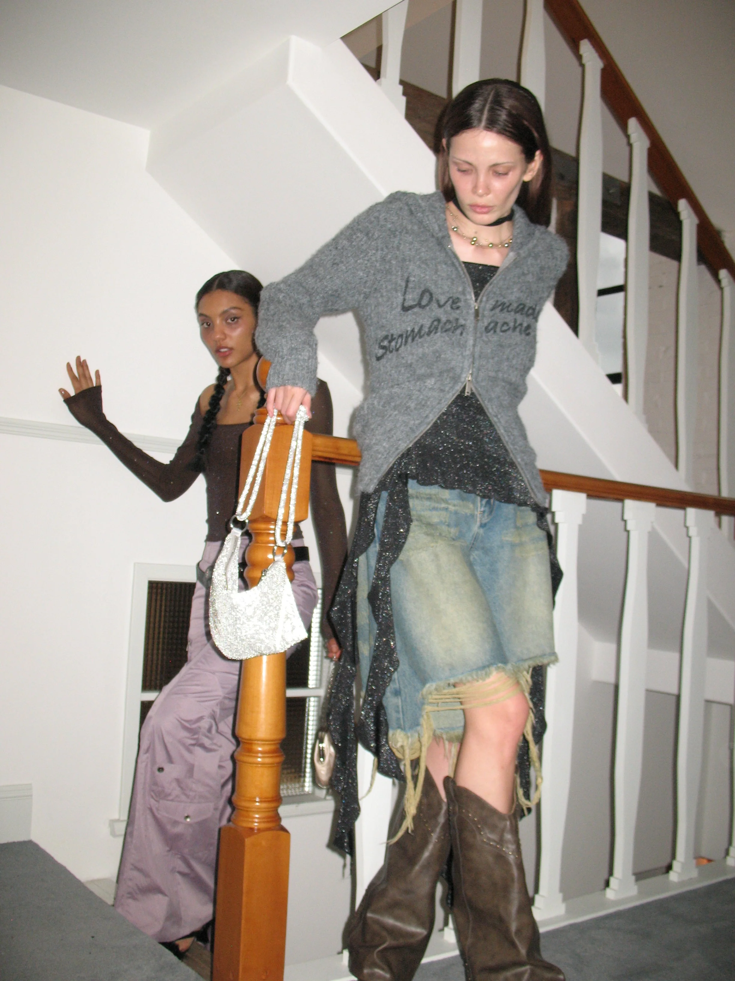 Ripped Short Jeans - Image 3