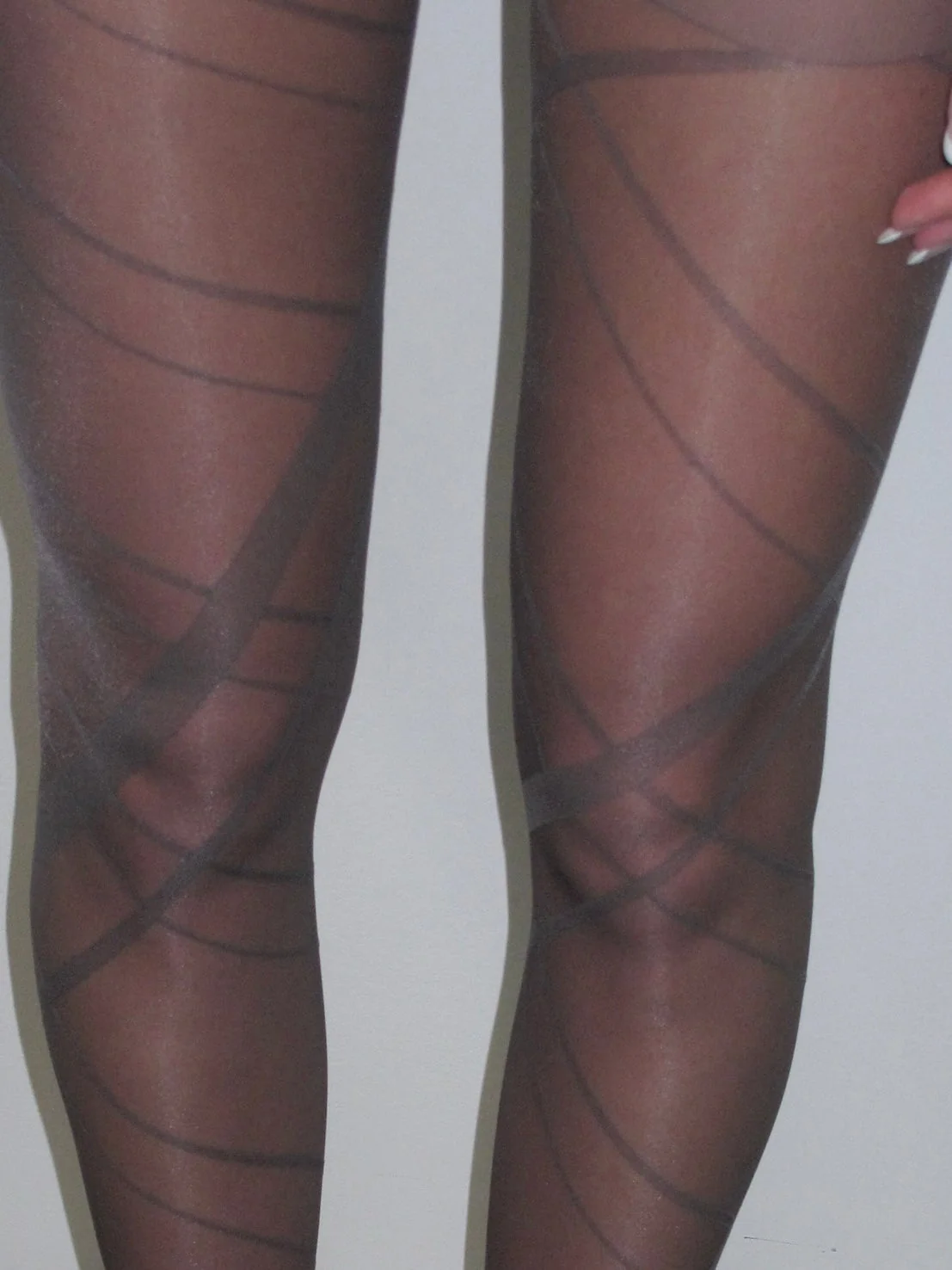 Sheer Line-pattern Tights - Image 5