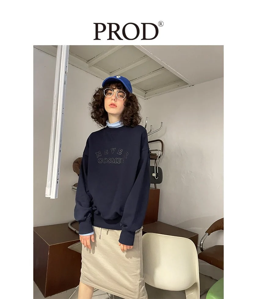 Small Fit Never Cosmic Sweatshirt / Navy Blue - Image 4
