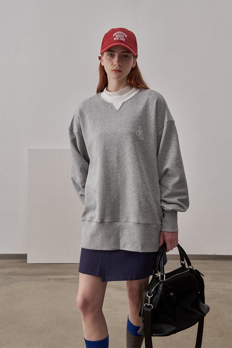 Loose Fit Ribbed Crewneck Sweatshirt with White Neckline / Melange Gray - Image 5